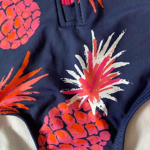 Hatley Rash Guard Swimsuit Navy and Pink Pineapple Tropical Print size 2 NWT - Picture 4 of 7